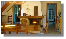 The Chalet living room - Essoyes, France