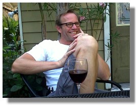 Schuyler Hoffman relaxing at Chez Palmiers Schuyler Hoffman relaxing at Chez Palmiers