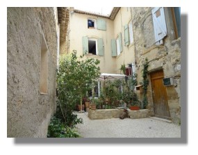 House For Sale in Lauris House For Sale in Lauris