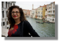 Adrian Leeds, French Property Insider - Adrian on the Rialto Bridge