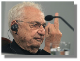 Frank-Gehry relating to the press - Photo by J.L. Cereijido/EPA