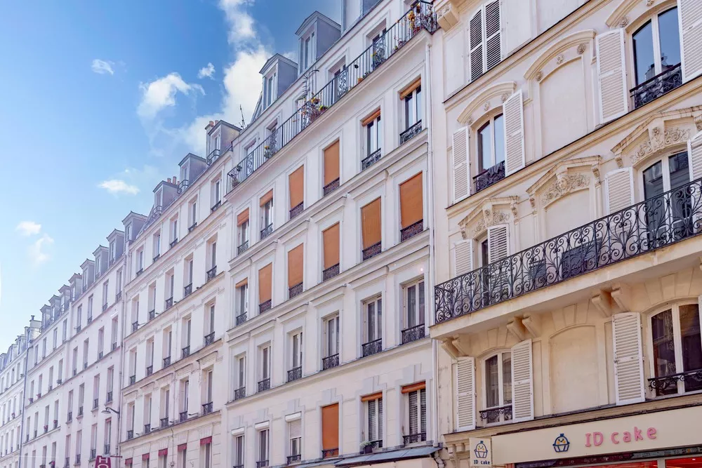 Apartment for sale on rue Sedaine in Paris